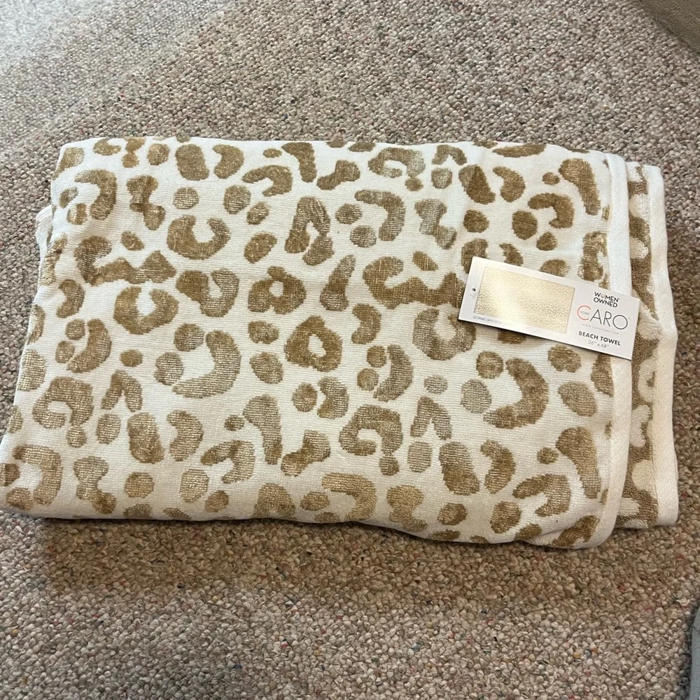 🆕 Leopard Beach Towel Ivory Gold